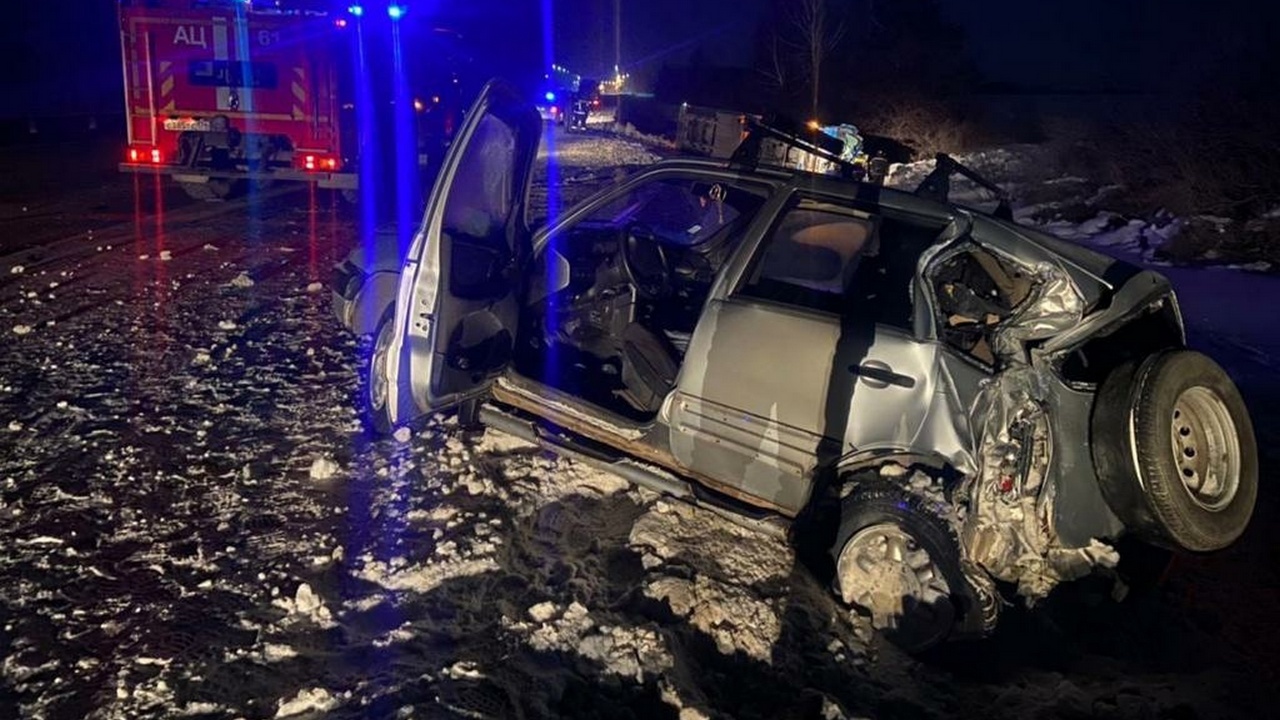 Под Челябинском произошло жесткое ДТП с опрокидыванием: погиб мужчина Под Челябинском произошло жесткое ДТП с опрокидыванием: погиб мужчина