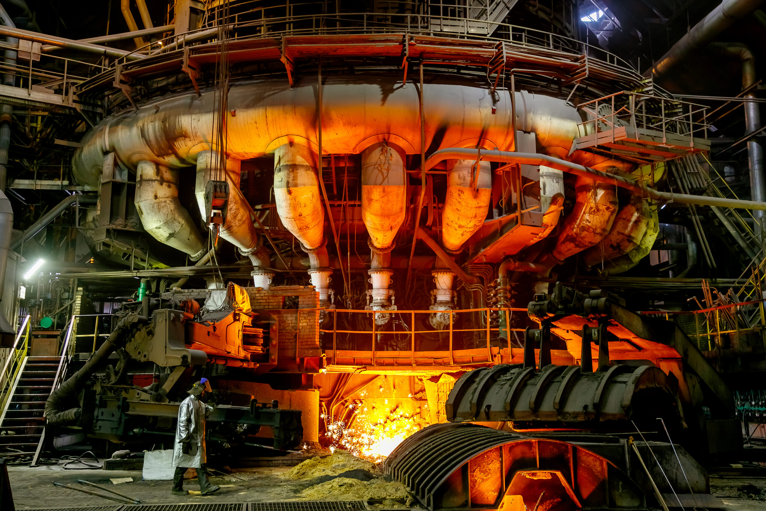 На ММК подвели итоги месяца и назвали лучших сотрудников комбината