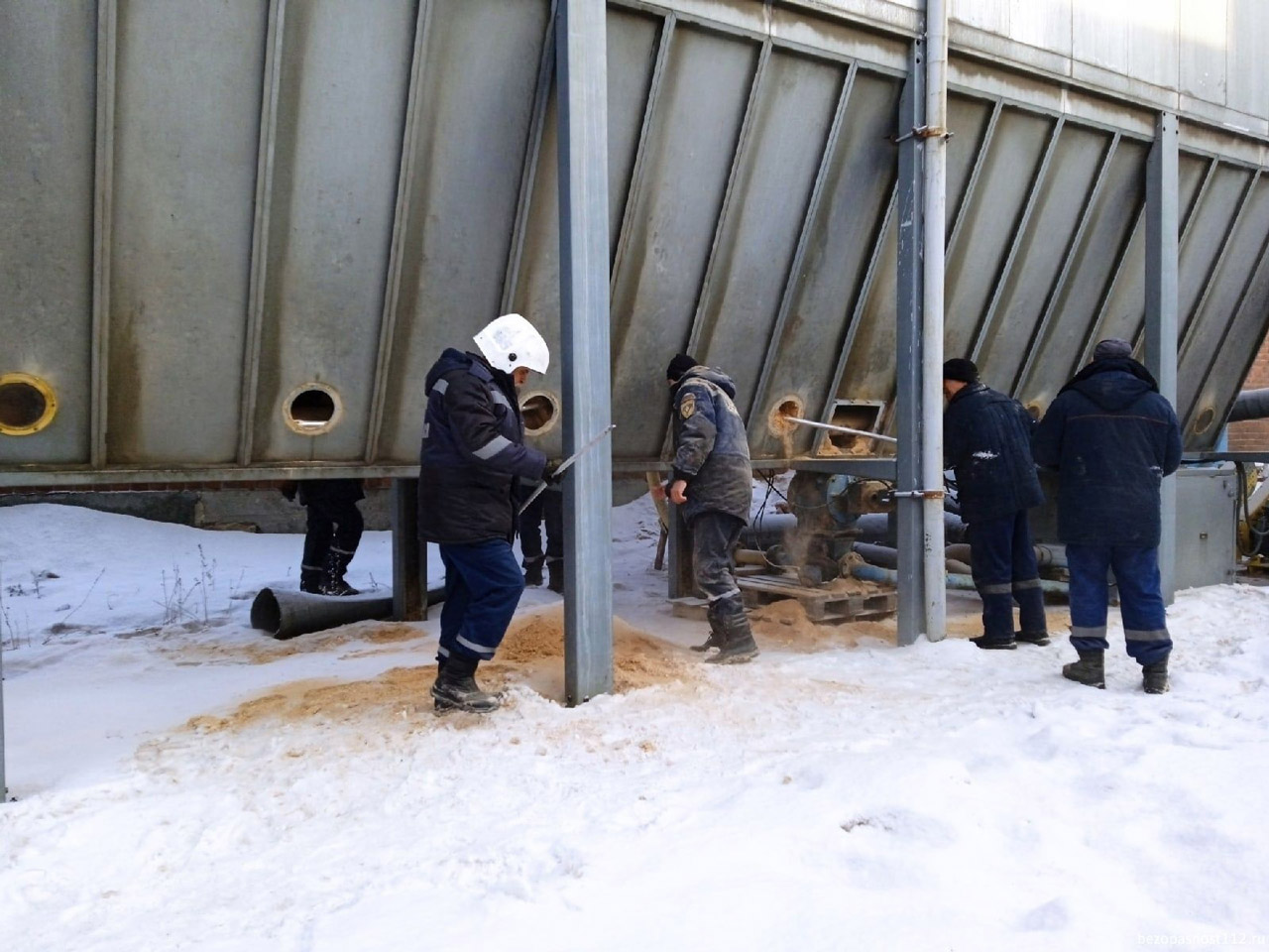Рабочий погиб в измельчителе древесины в Челябинске