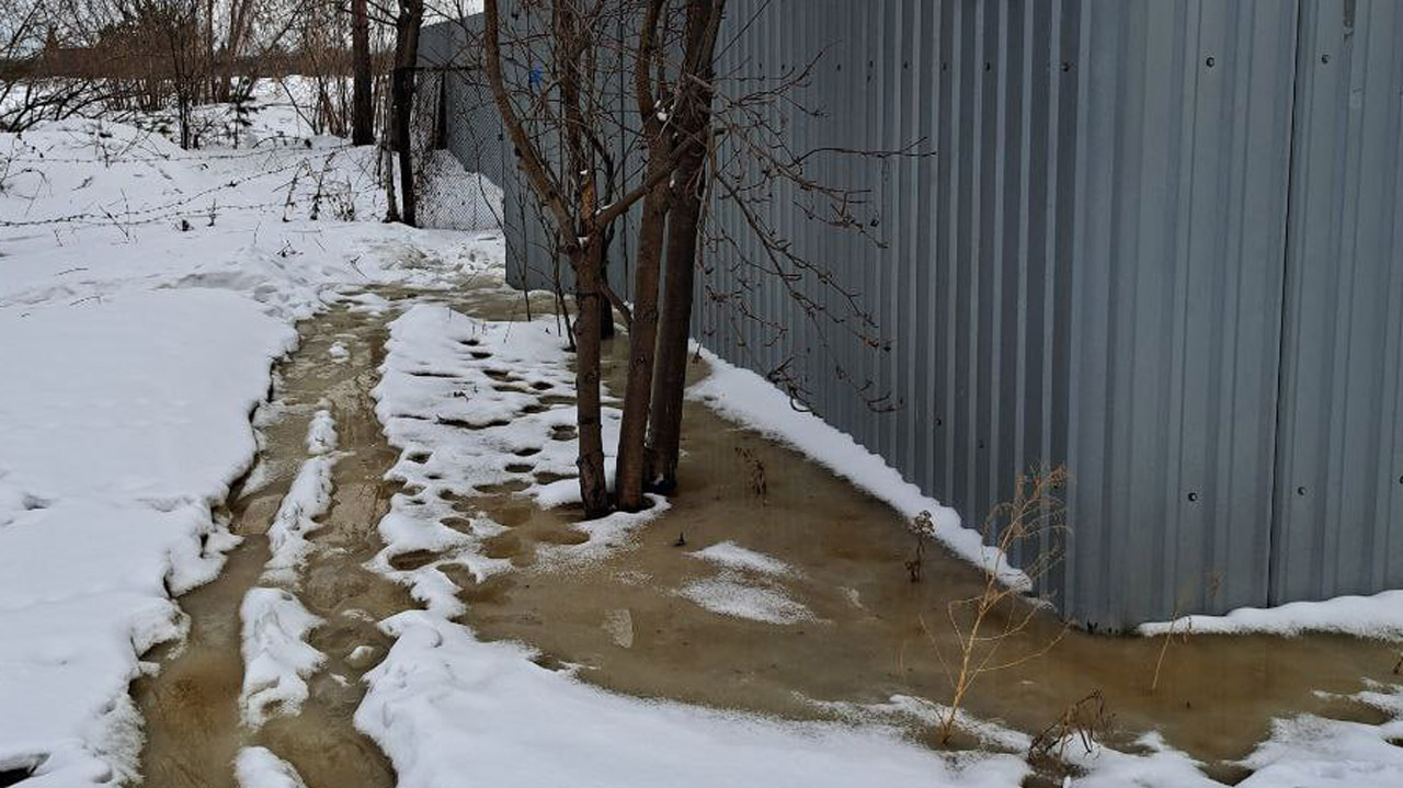 Минэкологии уличило аэропорт Челябинска в сливе сточных вод в сады