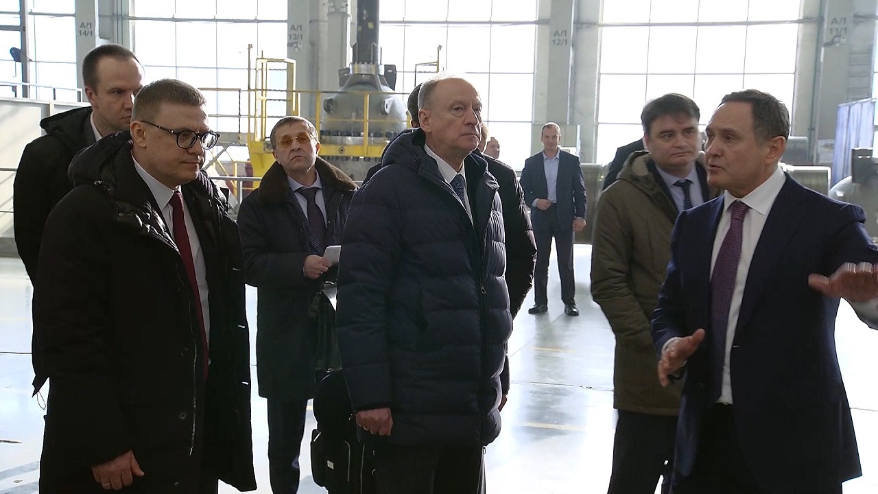 Секретарь Совбеза РФ Николай Патрушев посетил предприятия Челябинской области
