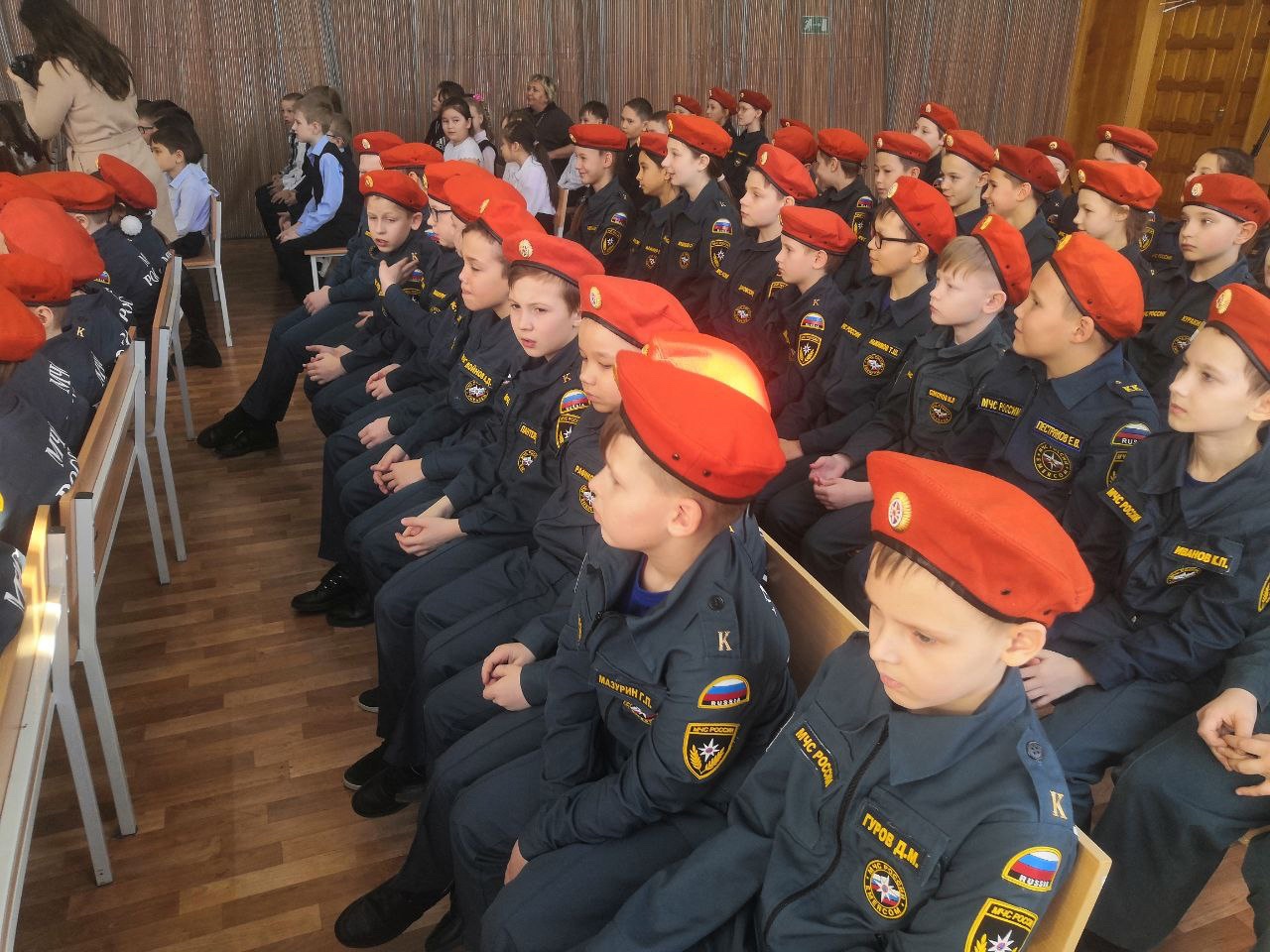 Наука обороны, а не нападения: секции по самбо будут открывать в школах Челябинска Наука обороны, а не нападения: секции по самбо будут открывать в школах Челябинска