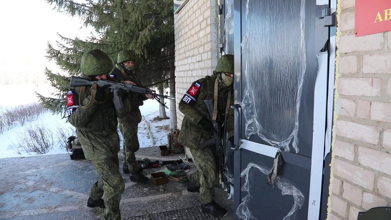 На полигоне в Челябинской области прошли масштабные учения военной полиции