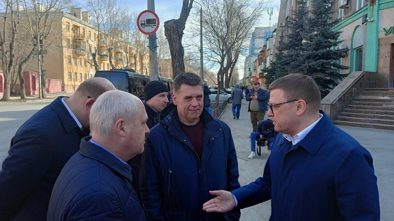 Губернатор Алексей Текслер анонсировал "дорожный рывок" в Челябинске Губернатор Алексей Текслер анонсировал "дорожный рывок" в Челябинске