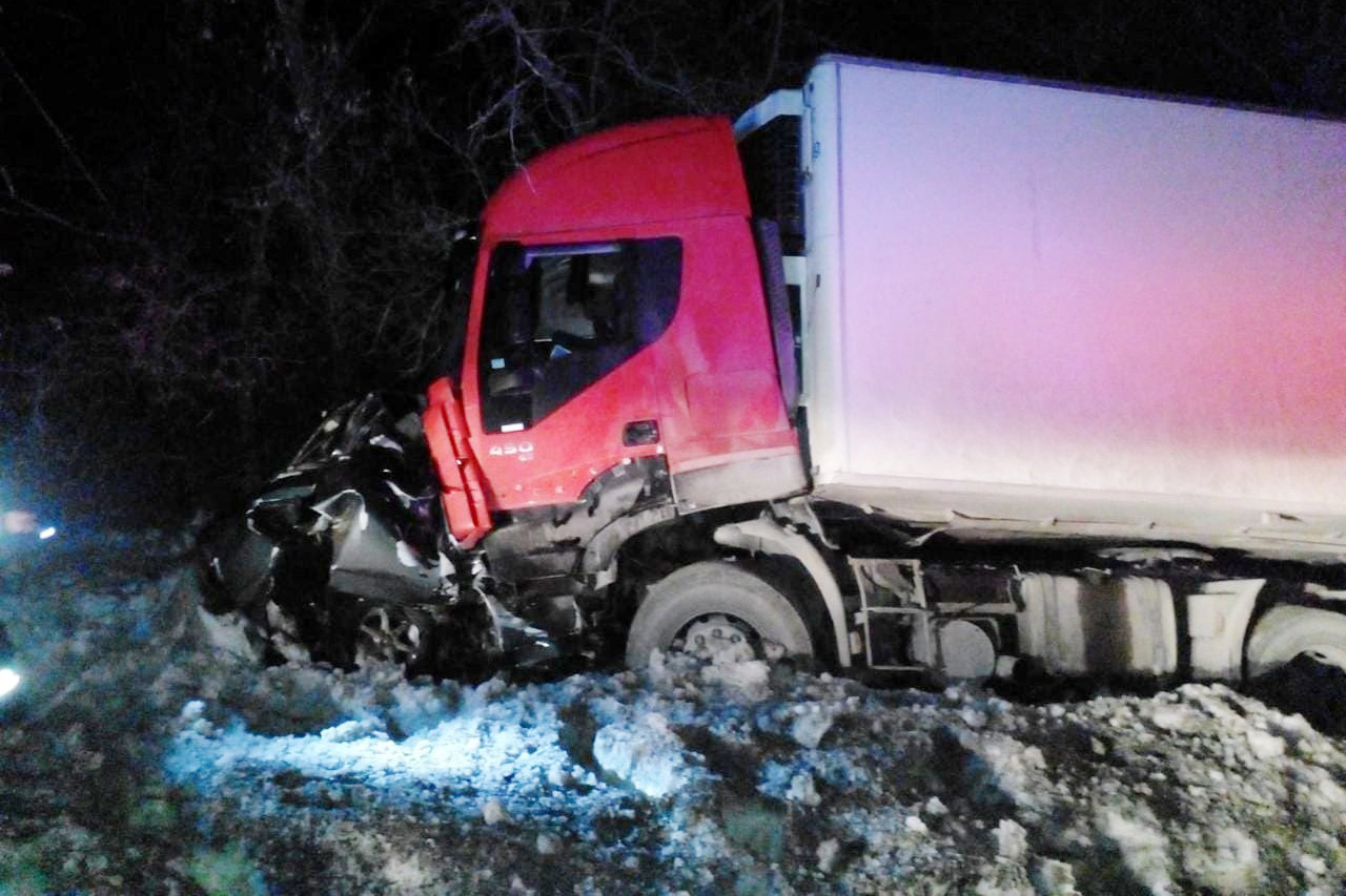 "Сердце не выдержало": в Челябинской области умер водитель грузовика после ДТП с 5 погибшими