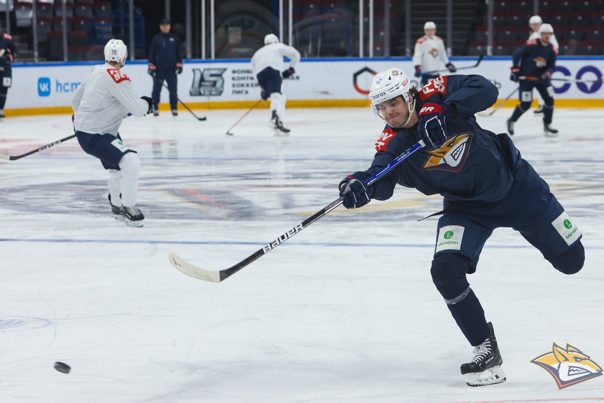 "Металлург" против "Авангарда": через несколько часов в Омске начнётся полуфинал КХЛ