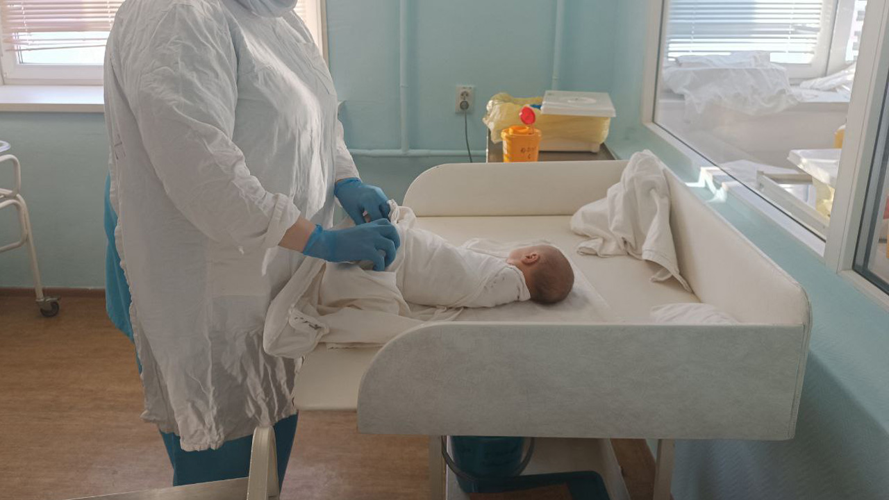 У младенца в Челябинской области выявили редкую болезнь с помощью нового скрининга