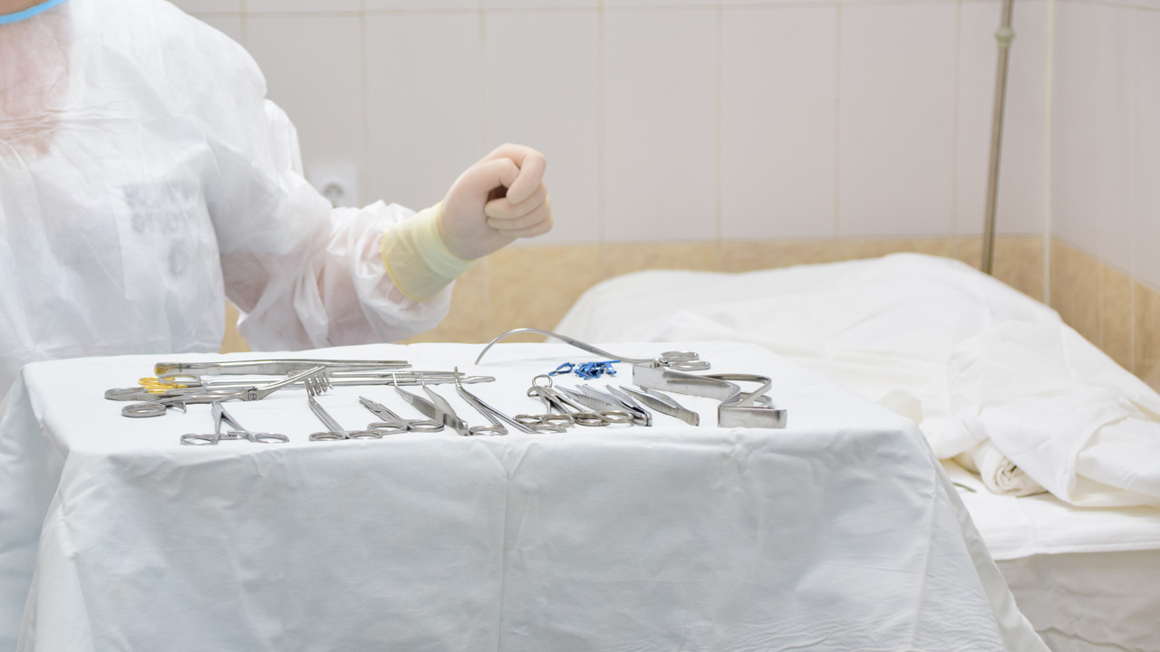 Врачи в Челябинске восстановили волосы ребенку, которого искусали собаки