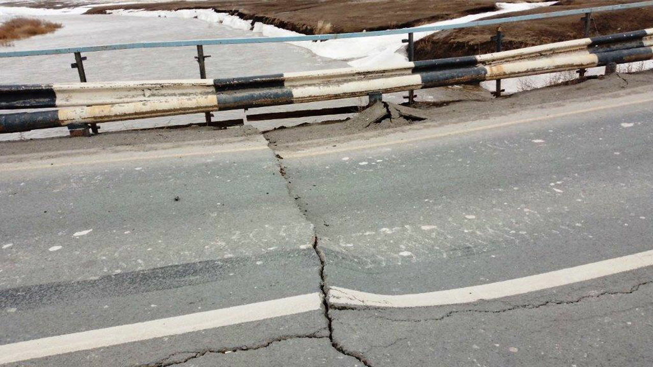 Движение на трассе Оренбург — Орск — Челябинск закрыли из-за разрушения моста