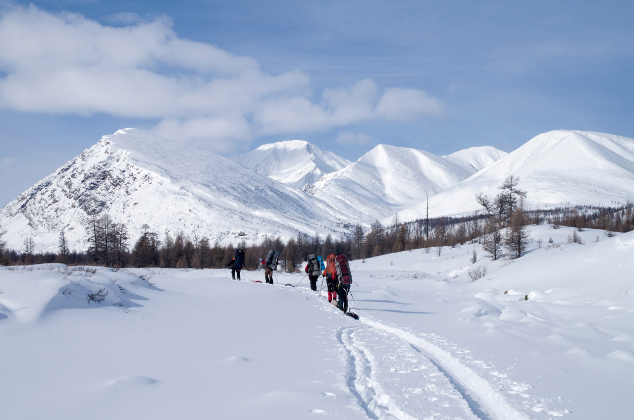 Туристы из Челябинска преодолели гигантские ступени ледопадов в Забайкалье