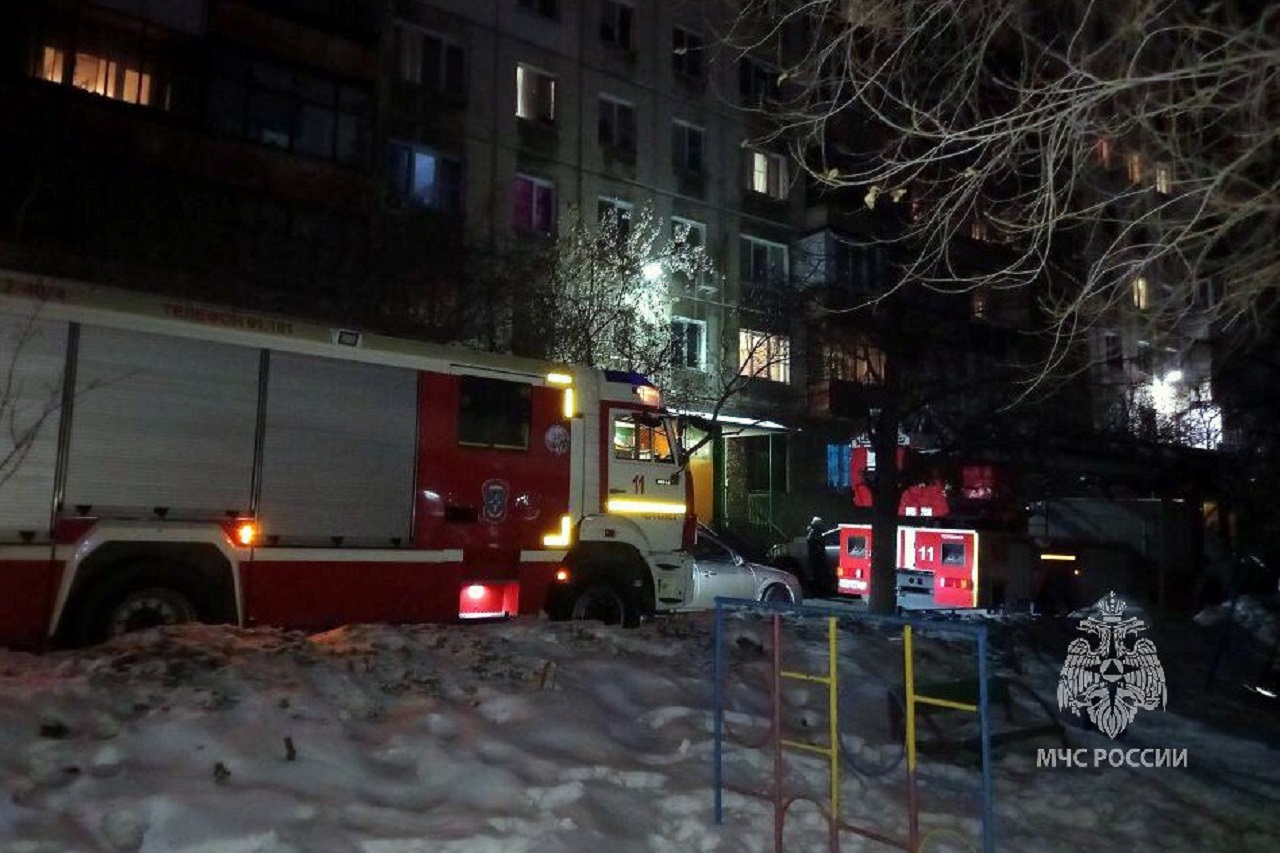 Женщина с ребенком погибли на пожаре в Челябинске
