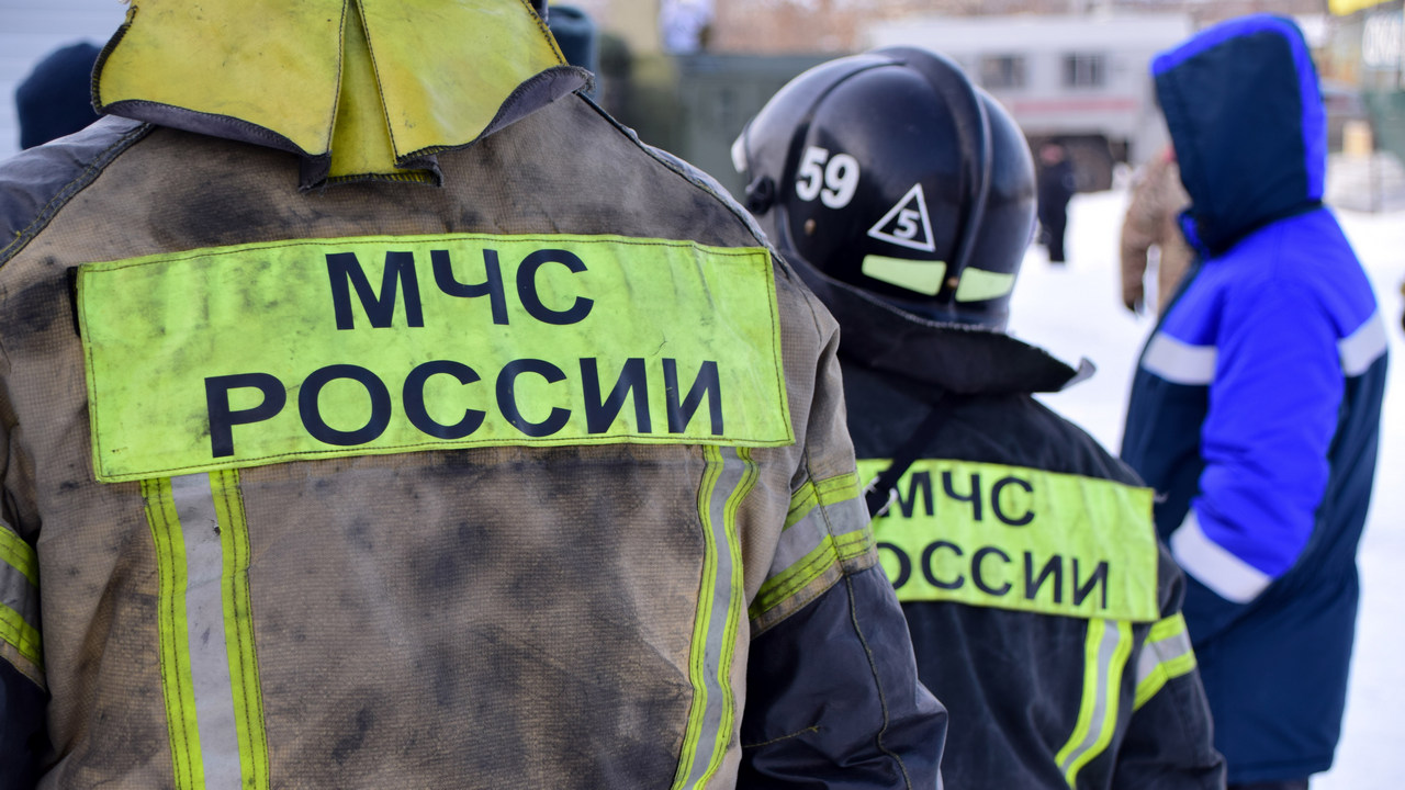 В Челябинске из-за пожара в квартире эвакуировались 13 человек