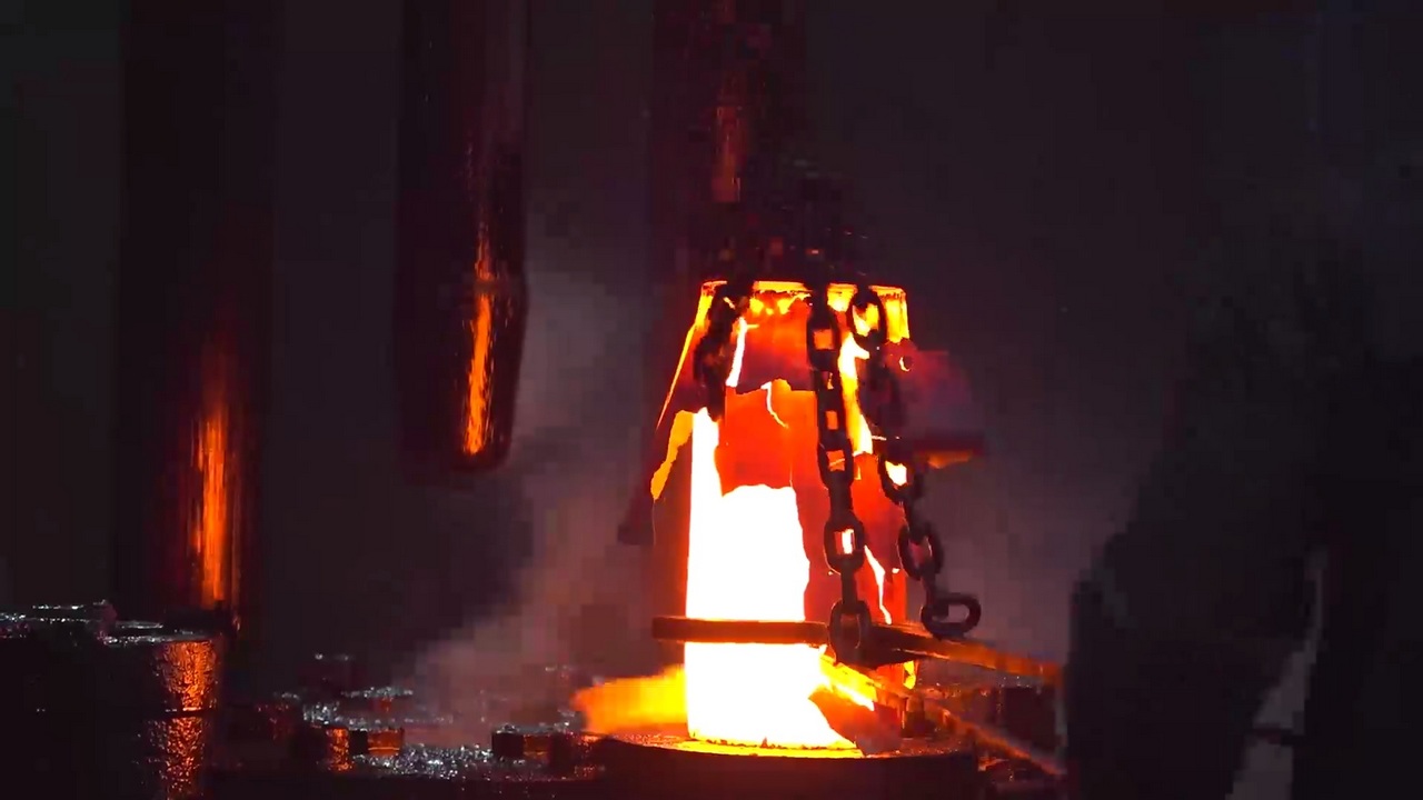 Министр обороны Сергей Шойгу посетил предприятия Челябинской области