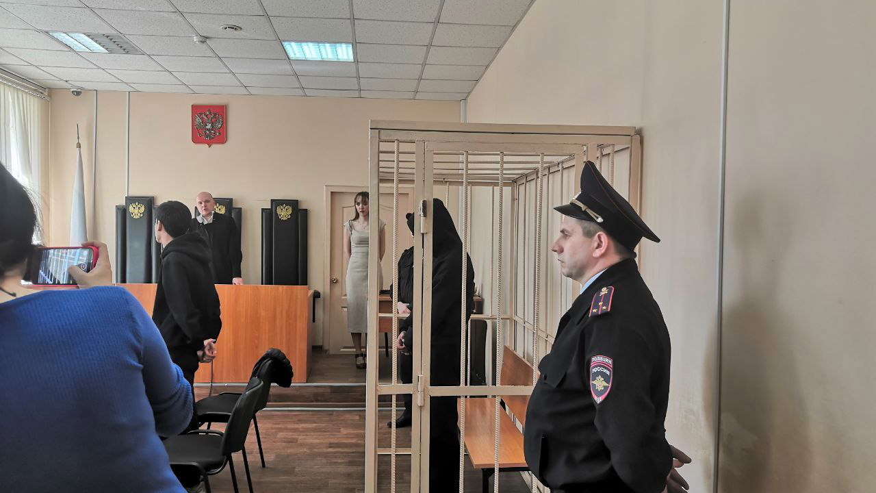 Власти окажут помощь семье убитого в Челябинске 17-летнего подростка