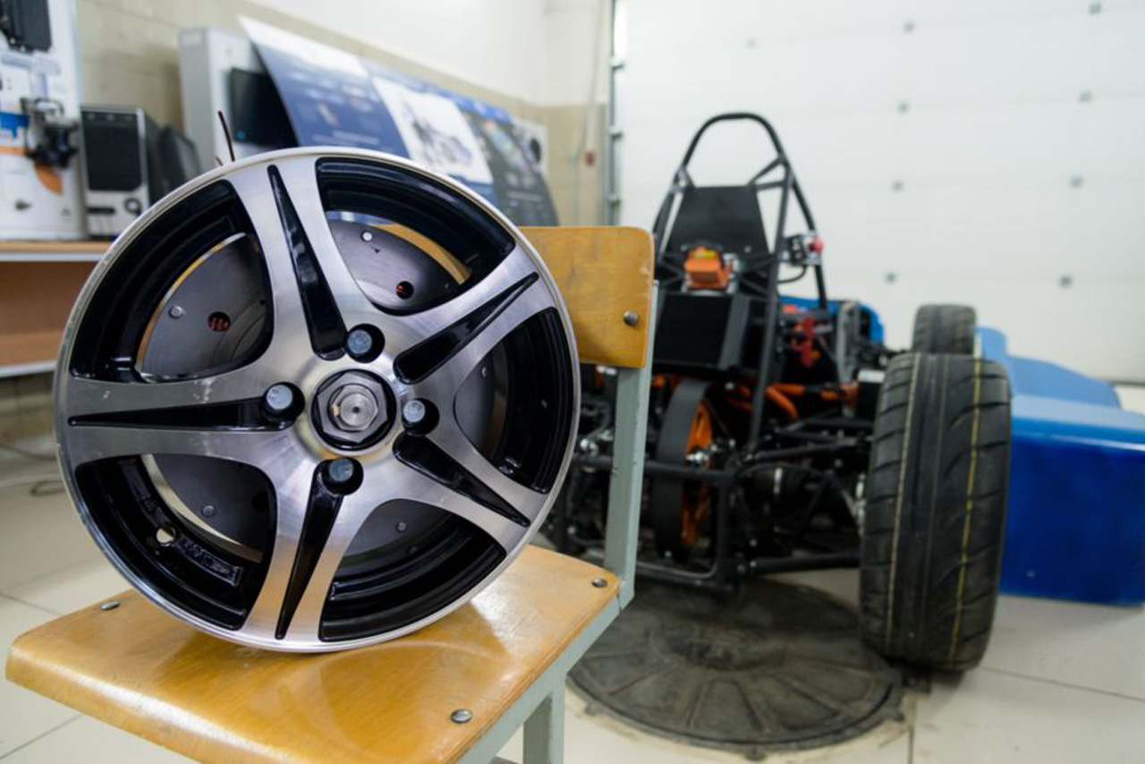 Мотор-колесо для электромобилей создают в вузе Челябинска