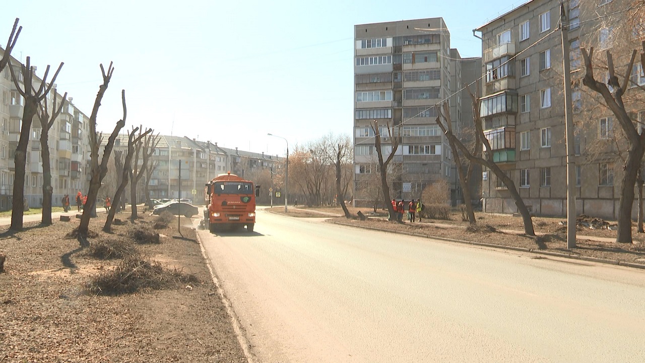 В Магнитогорске начались масштабные работы по уборке улиц В Магнитогорске начались масштабные работы по уборке улиц