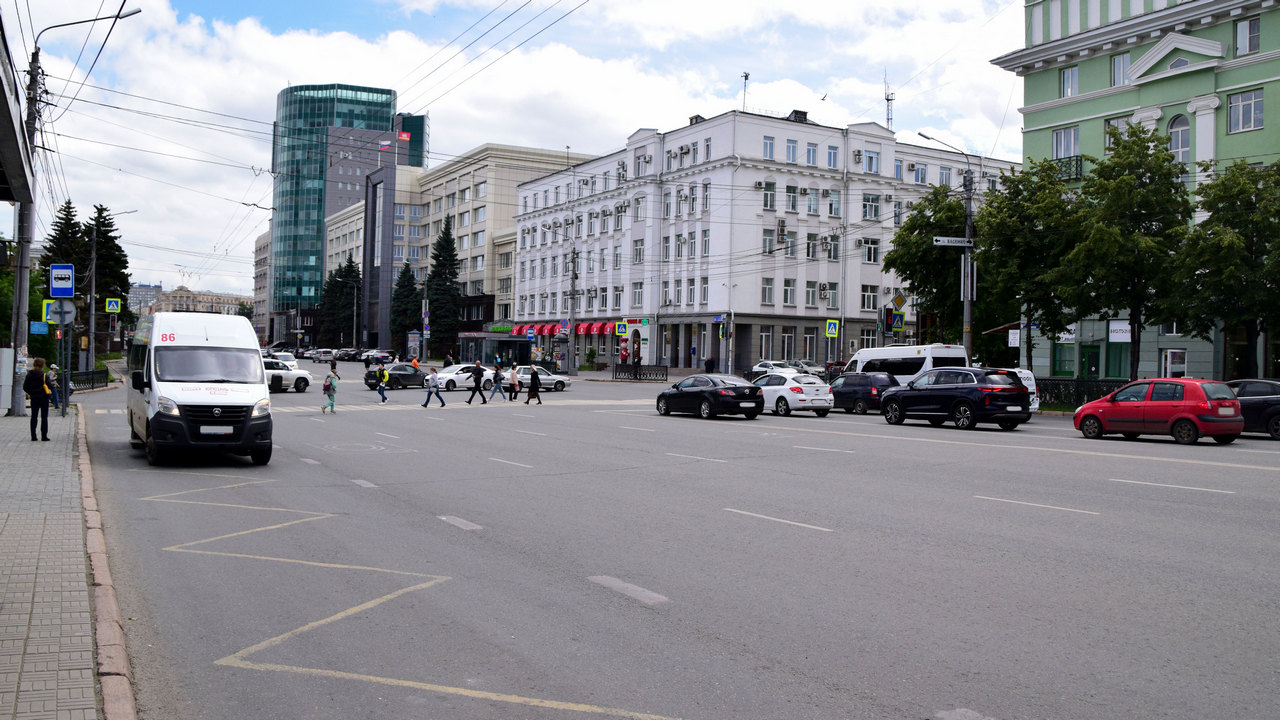 Платное парковочное пространство появится в центре Челябинска 