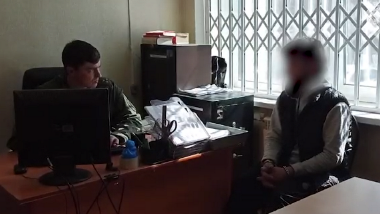 Опубликовано видео допроса подозреваемого в убийстве подростка в Челябинске 