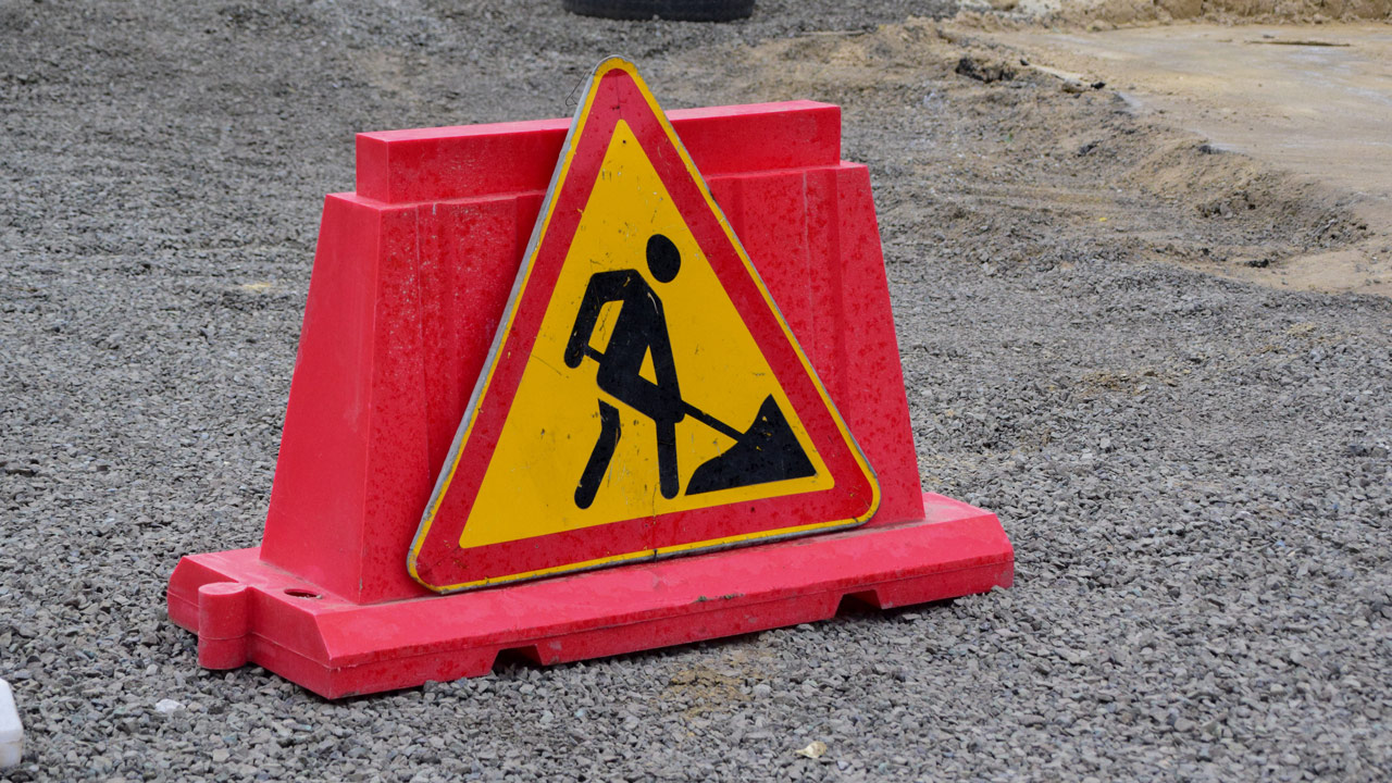 Водителей в Челябинске предупреждают об ограничении движения из-за ремонта дорог