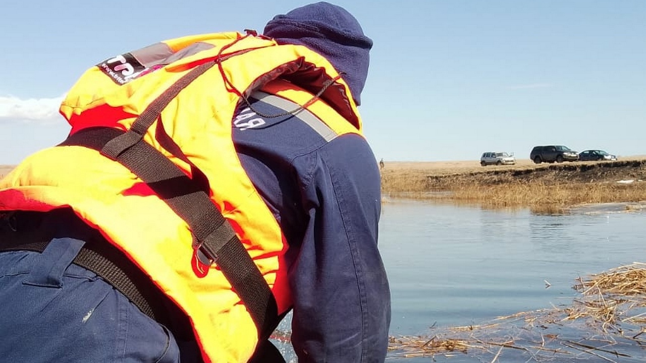 4 рыбаков провалились под лед в Челябинской области: три человека погибли