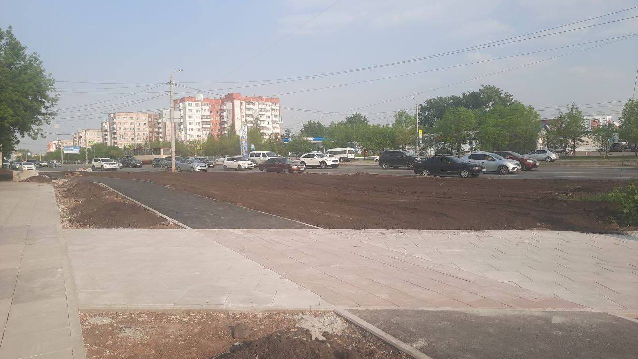 На оживленной улице в Челябинске обустроят пешеходную зону с велодорожками На оживленной улице в Челябинске обустроят пешеходную зону с велодорожками