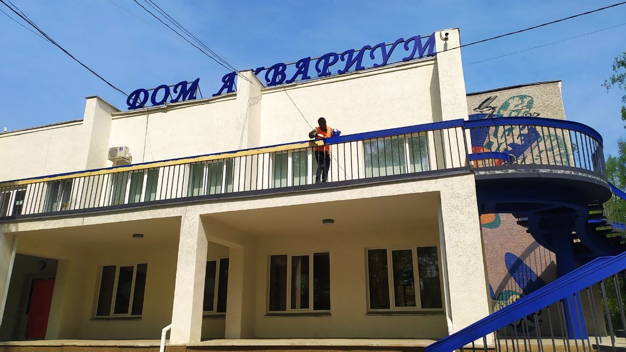 Наталья Котова осмотрела, как проходит благоустройство парка в Металлургическом районе Челябинска