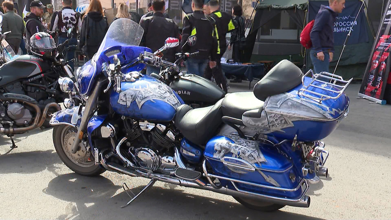 Байкеры в Челябинске официально открыли мотосезон