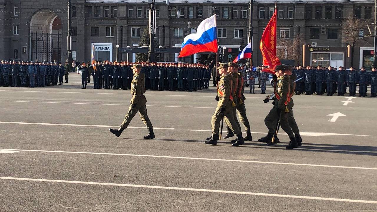 В центре Челябинска для репетиции Парада Победы перекроют движение на 5 улицах