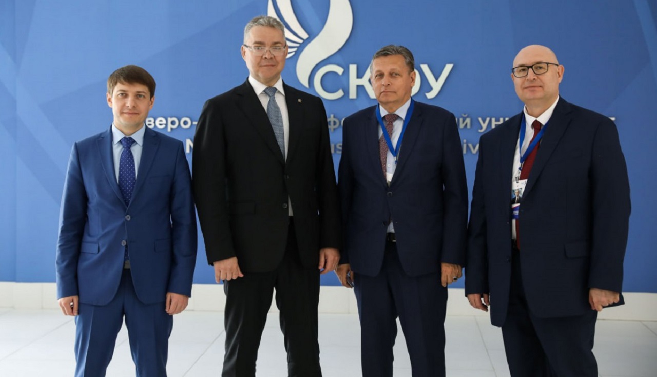 Рифат Сабитов высказался о системном подходе к подготовке кадров для медиа Рифат Сабитов высказался о системном подходе к подготовке кадров для медиа