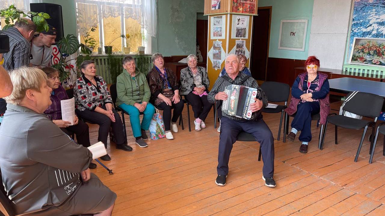 Губернатор Алексей Текслер оценил темпы развития Октябрьского района