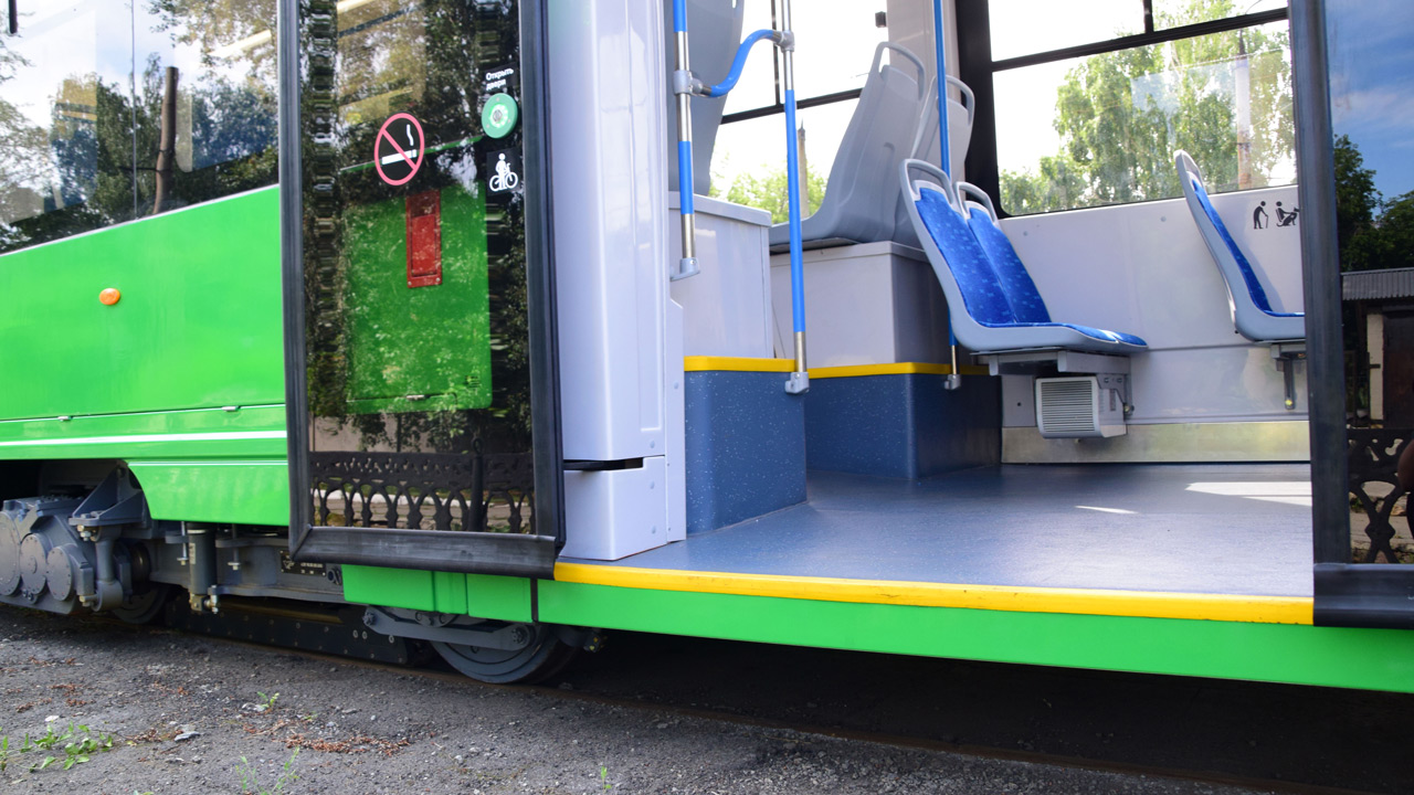 Трамваи в Челябинске на месяц изменят маршруты из-за ремонта путей