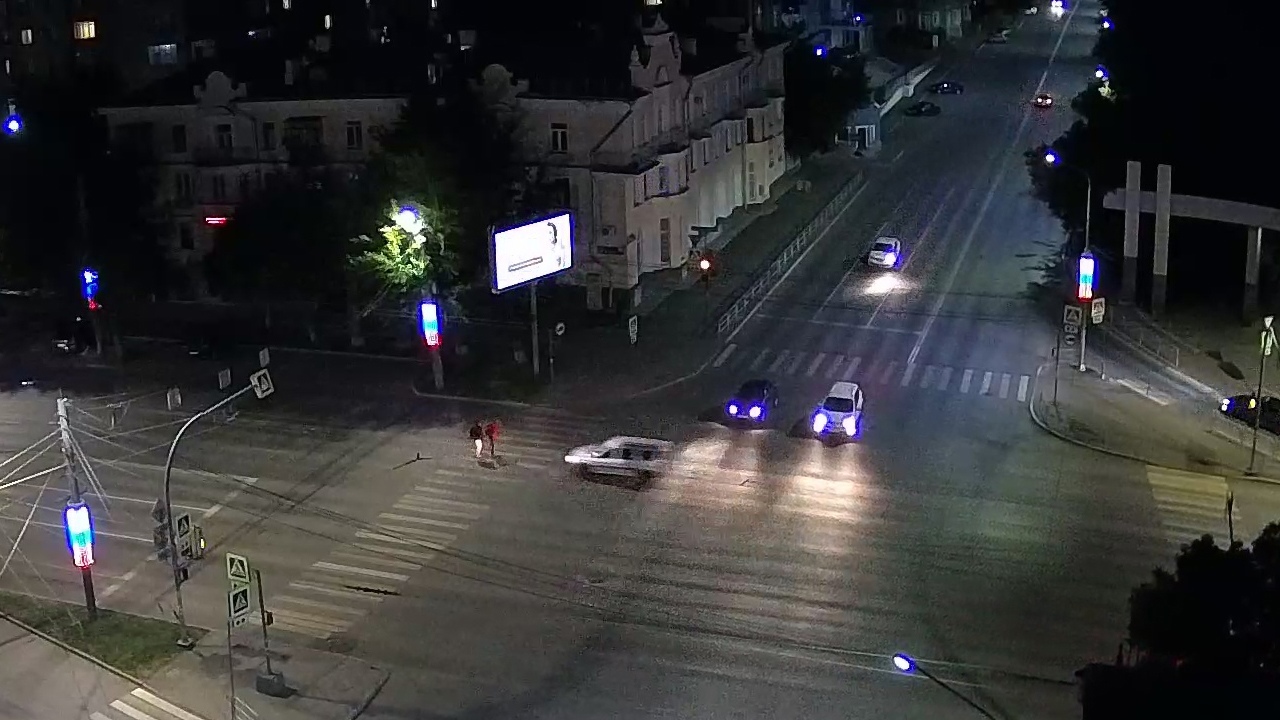 Легковушка сбила студента на пешеходном переходе в Челябинске