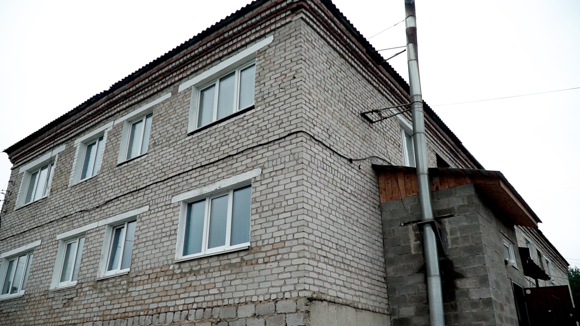 Незаконную котельную пытаются отстоять в суде жители многоэтажки в Усть-Катаве