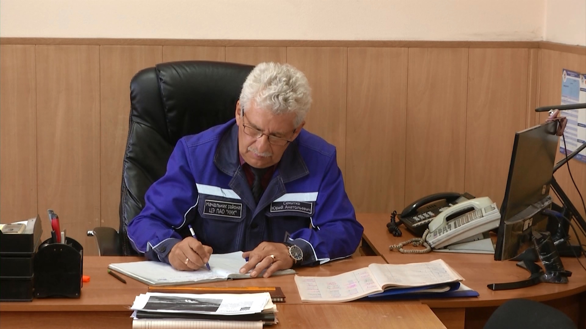Госнаграду вручили металлургу-железнодорожнику из Челябинской области Госнаграду вручили металлургу-железнодорожнику из Челябинской области