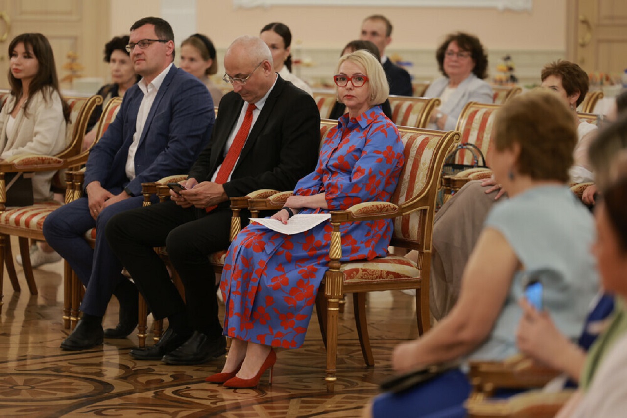 Научный тандем: лучших аспирантов вузов наградили в Челябинской области