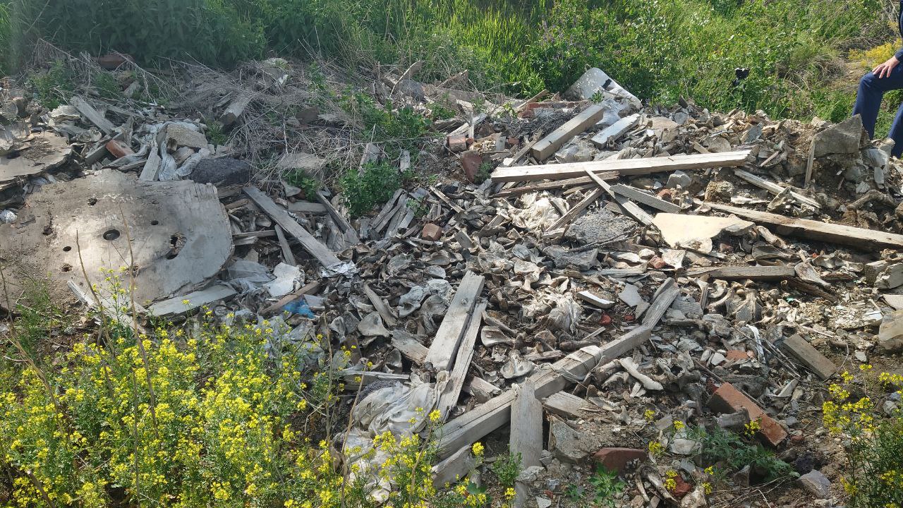 Черепа и кости: жители Челябинска борются со свалкой с жуткими отходами
