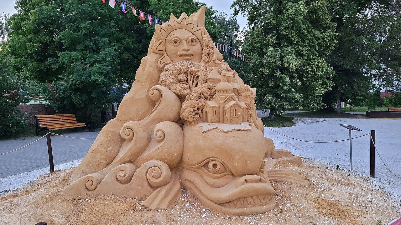В челябинском парке Пушкина проходит фестиваль песочных скульптур