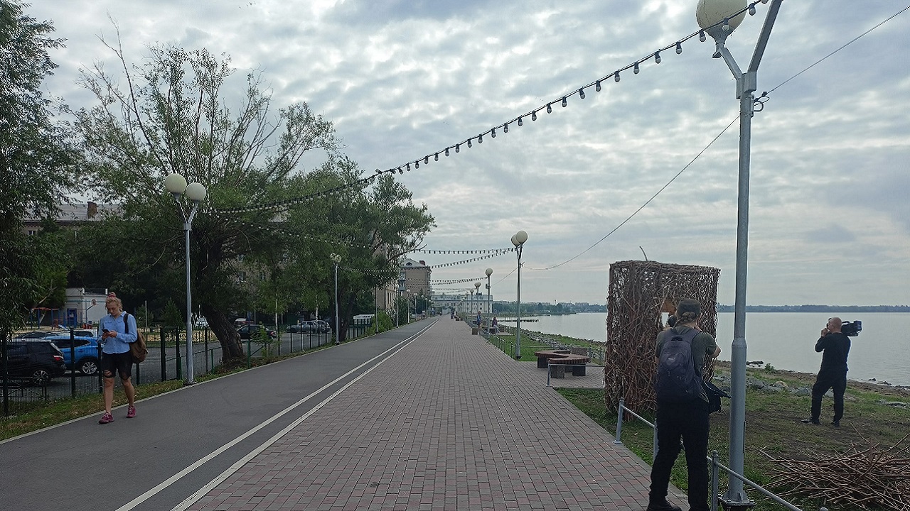 Губернатор Текслер проинспектировал строительство социальных объектов в Челябинске