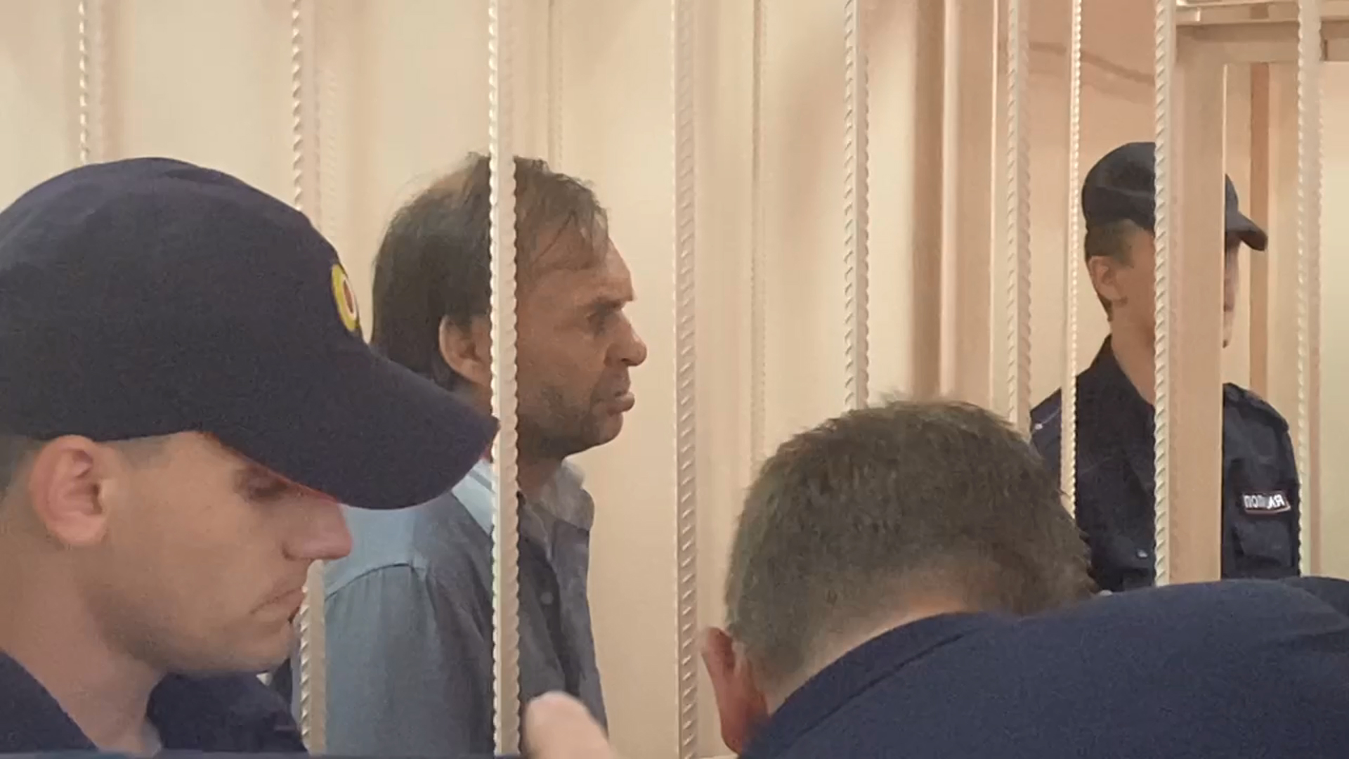 Похитителю девушки и его матери в Челябинске избрали меру пресечения Похитителю девушки и его матери в Челябинске избрали меру пресечения