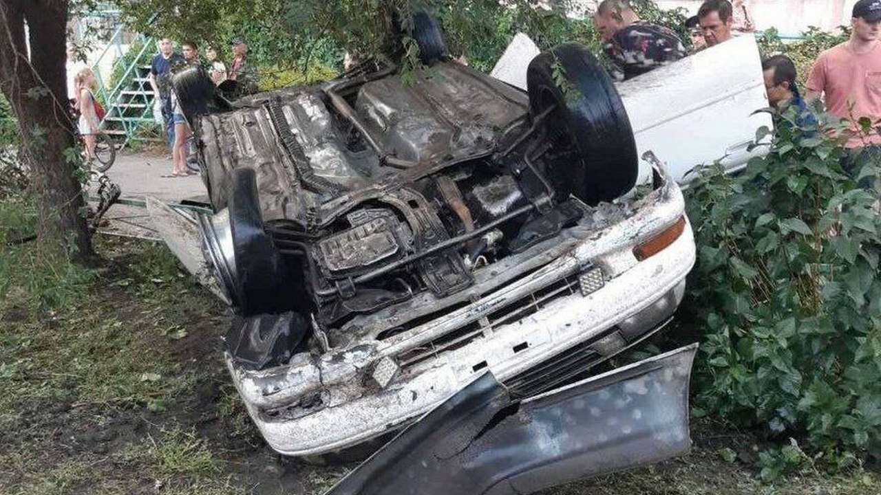 В массовом ДТП в Челябинске погиб человек, двое пострадали