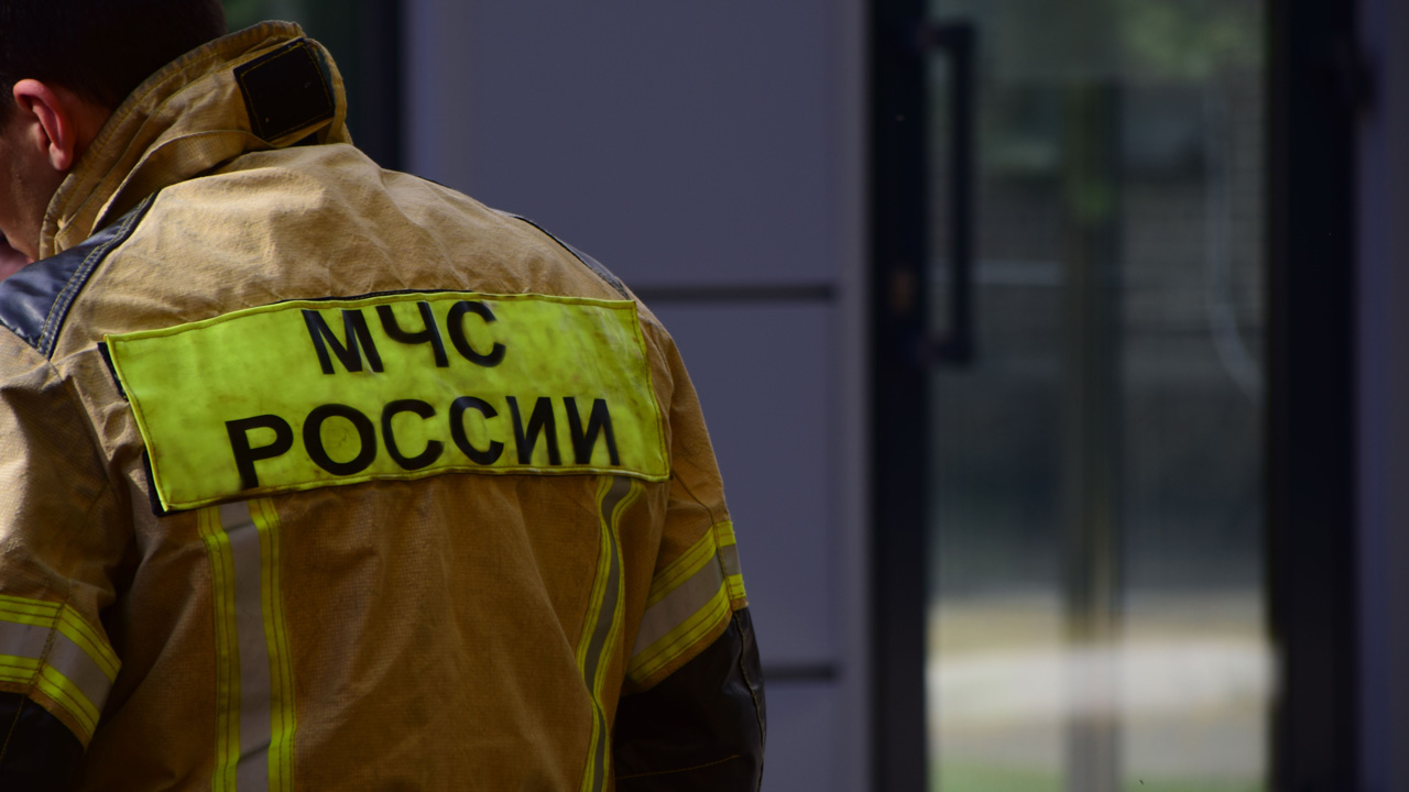 Мужчина отравился угарным газом при пожаре в Челябинской области