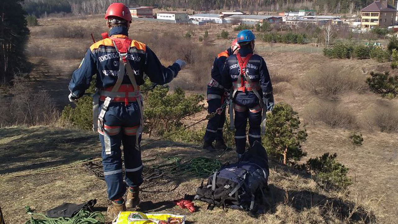 Женщина в Челябинской области упала в колодец и провела там ночь