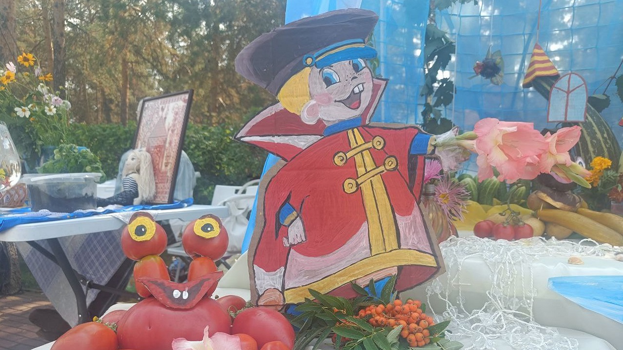 Буйство красок: чем удивила выставка цветов и плодов в Челябинске