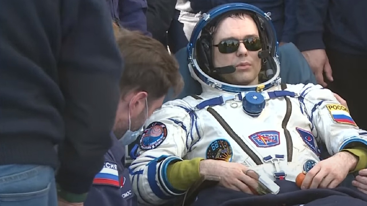 Космонавт Дмитрий Петелин рассказал, что закалило его характер с детства  