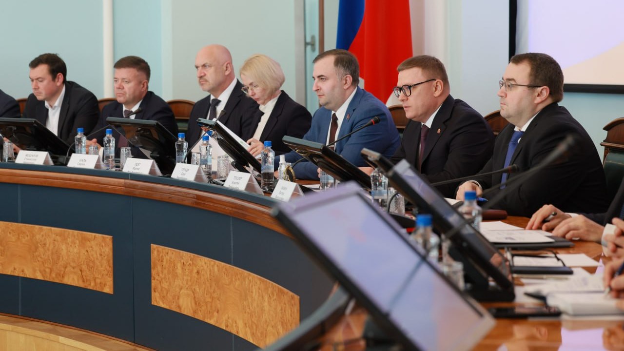 Алексей Текслер обсудил с главами муниципалитетов газификацию, ремонт дорог и урожай