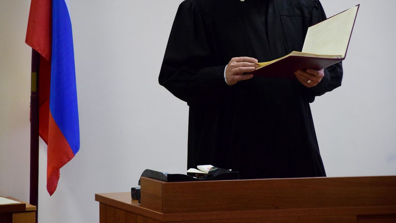 Житель Магнитогорска вывез женщину в Казахстан, чтобы завладеть ее квартирой Житель Магнитогорска вывез женщину в Казахстан, чтобы завладеть ее квартирой