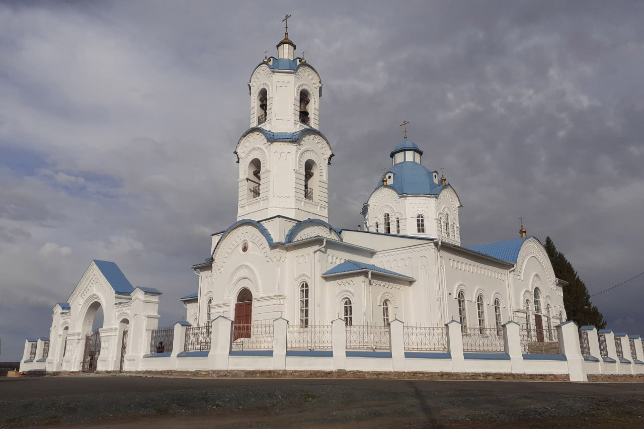 Старинные ворота храма восстановили в Челябинской области