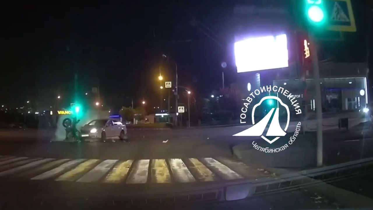 Мотоциклист скончался после ДТП в Челябинской области