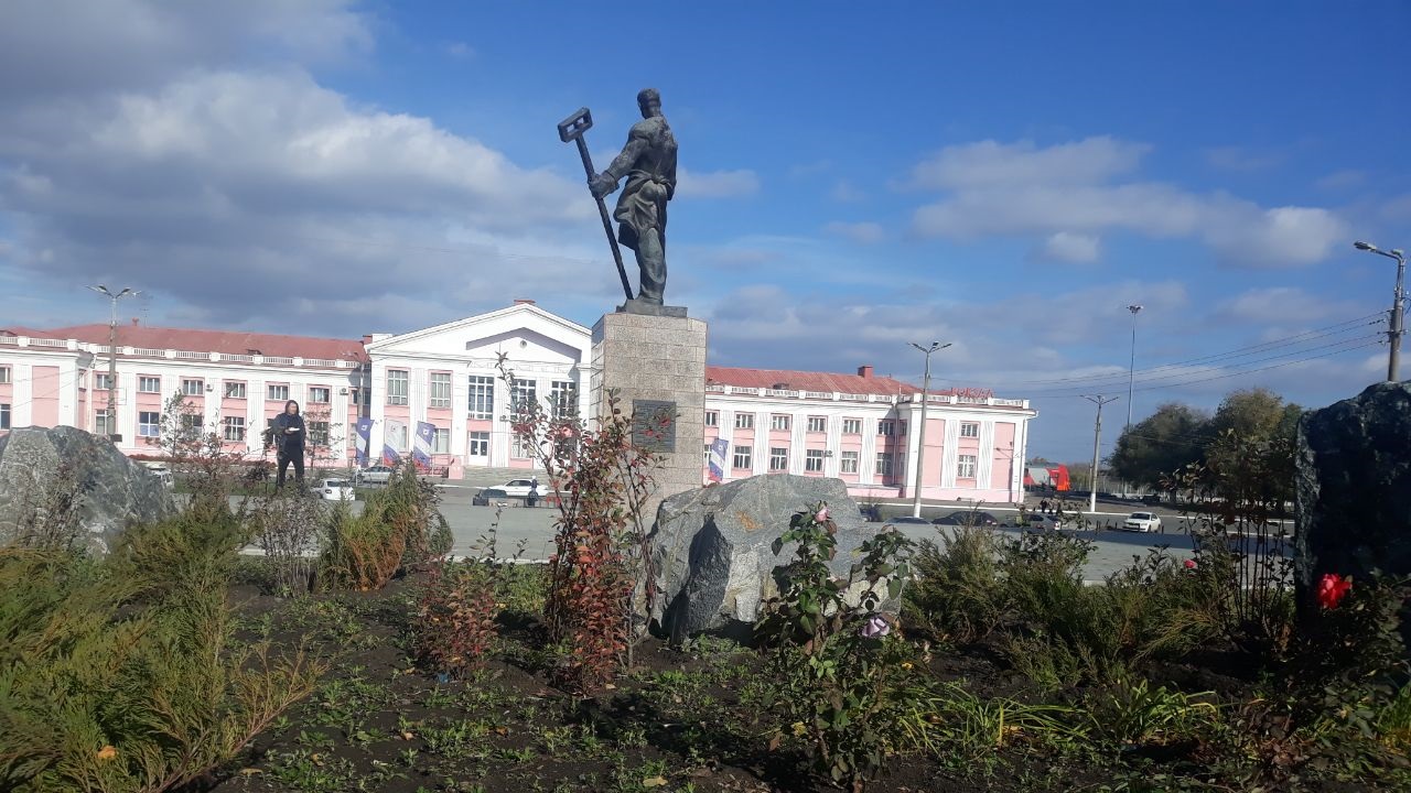 Визитная карточка города: Привокзальную площадь благоустроили в Магнитогорске Визитная карточка города: Привокзальную площадь благоустроили в Магнитогорске