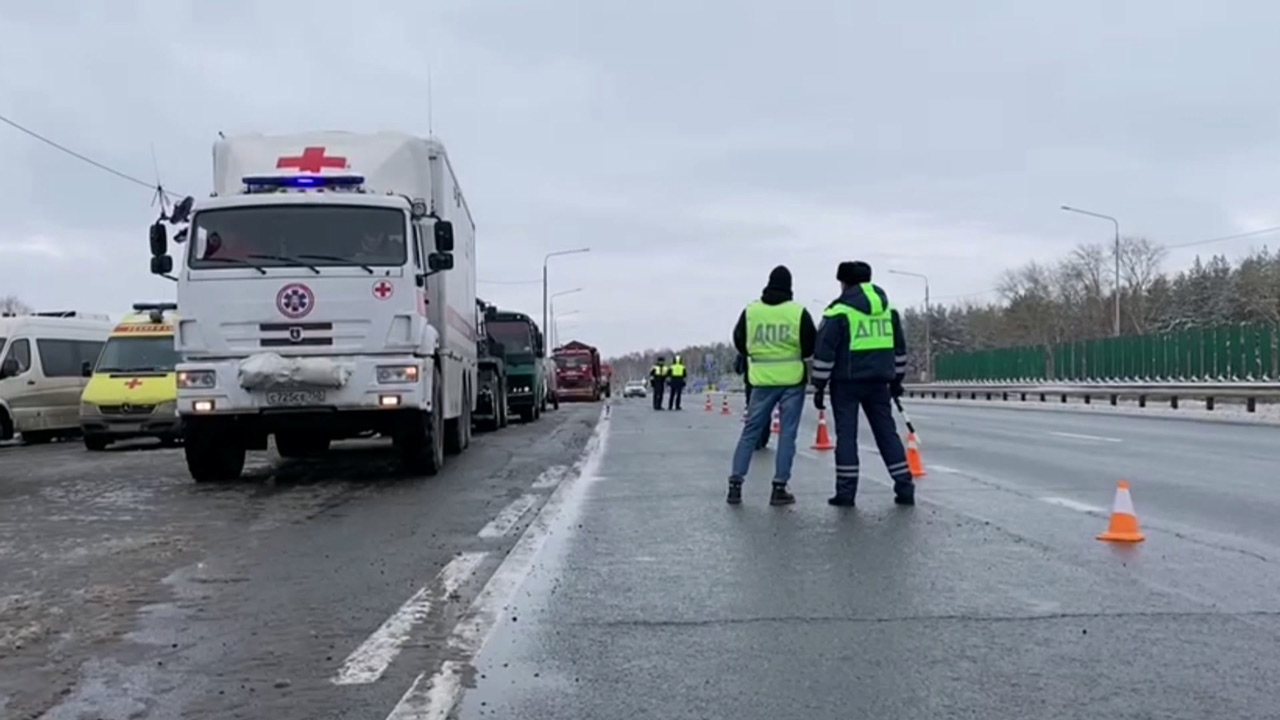 Последствия массового ДТП ликвидировали на учениях в Челябинской области Последствия массового ДТП ликвидировали на учениях в Челябинской области